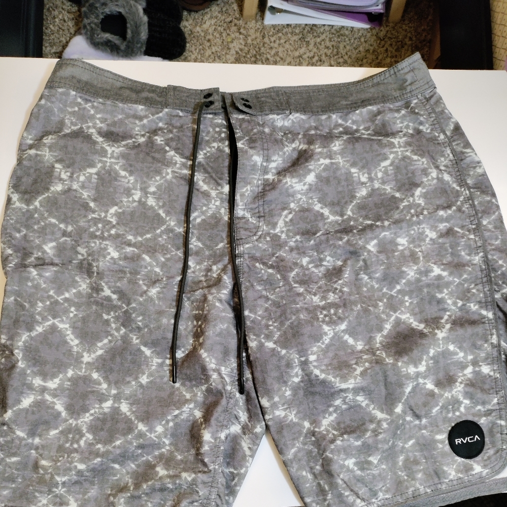 Rvca Men's Board Shorts 36